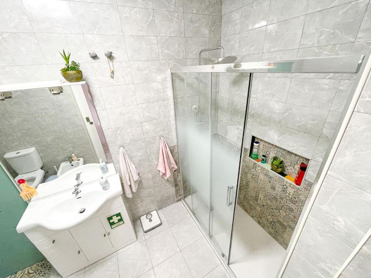 Lisbon At Your Doorstep - Bedrooms ภายนอก รูปภาพ